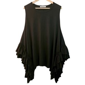 Black‎ sleeveless ruffled handkerchief hem tunic tank top